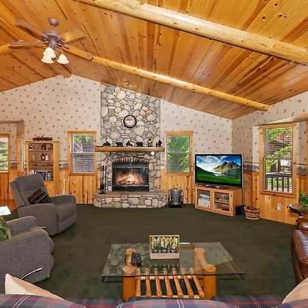 Teakwood - 3-Br Spa, Fire Pit, Quiet, Ac, Centrally Located Villa Big Bear Lake Luaran gambar