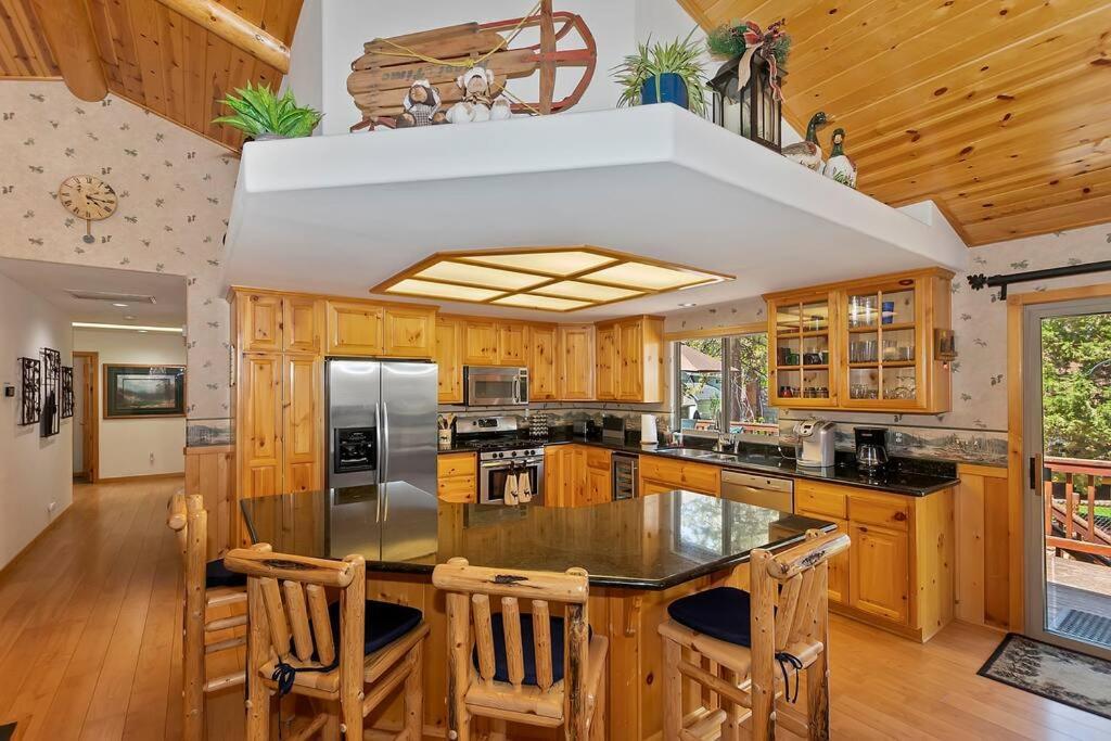 Teakwood - 3-Br Spa, Fire Pit, Quiet, Ac, Centrally Located Villa Big Bear Lake Luaran gambar